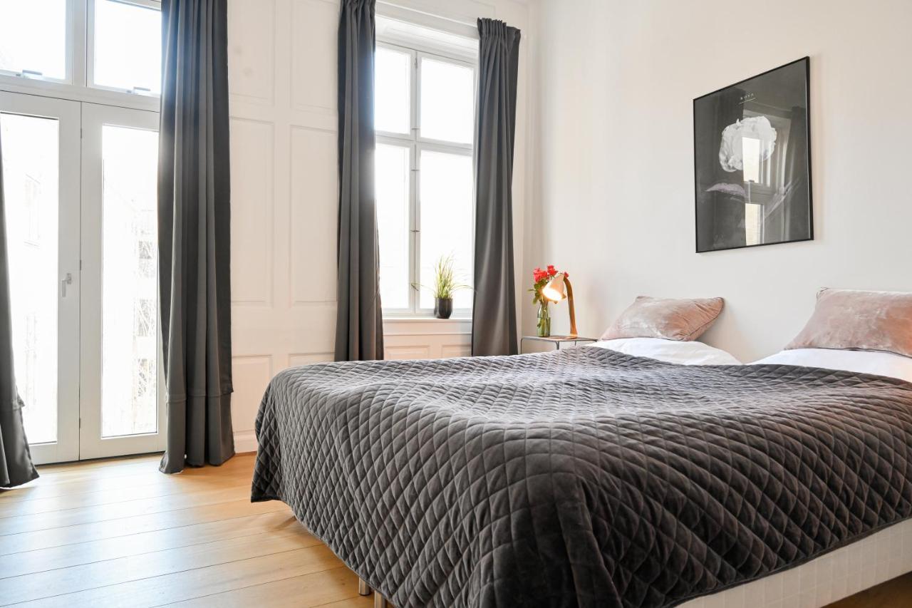 Sanders Arrow - Chic Three-Bedroom Apartment In The Middle Of โคเปนเฮเกน ภายนอก รูปภาพ